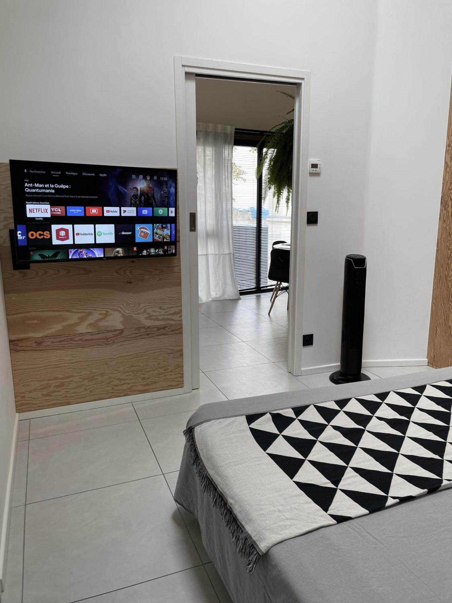 Plaisance Bouguenais - Appartement Nantes - Parking Gratuit Exterior photo